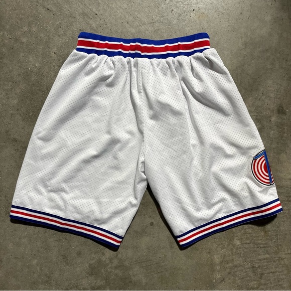 NEW Without Tags Vintage Space Jam "Tune Squad" Basketball Shorts - Men's Large - Picture 2 of 4